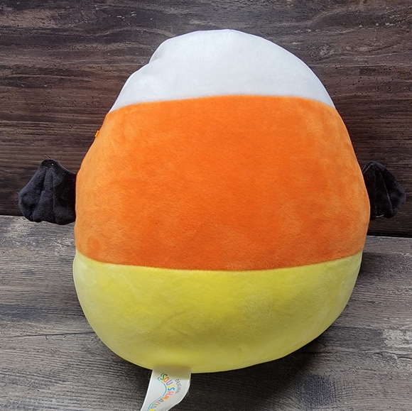 Original Squishmallows 8” Casey the Candy Corn Bat -Halloween Plush 2022 - NWOT - Picture 3 of 3